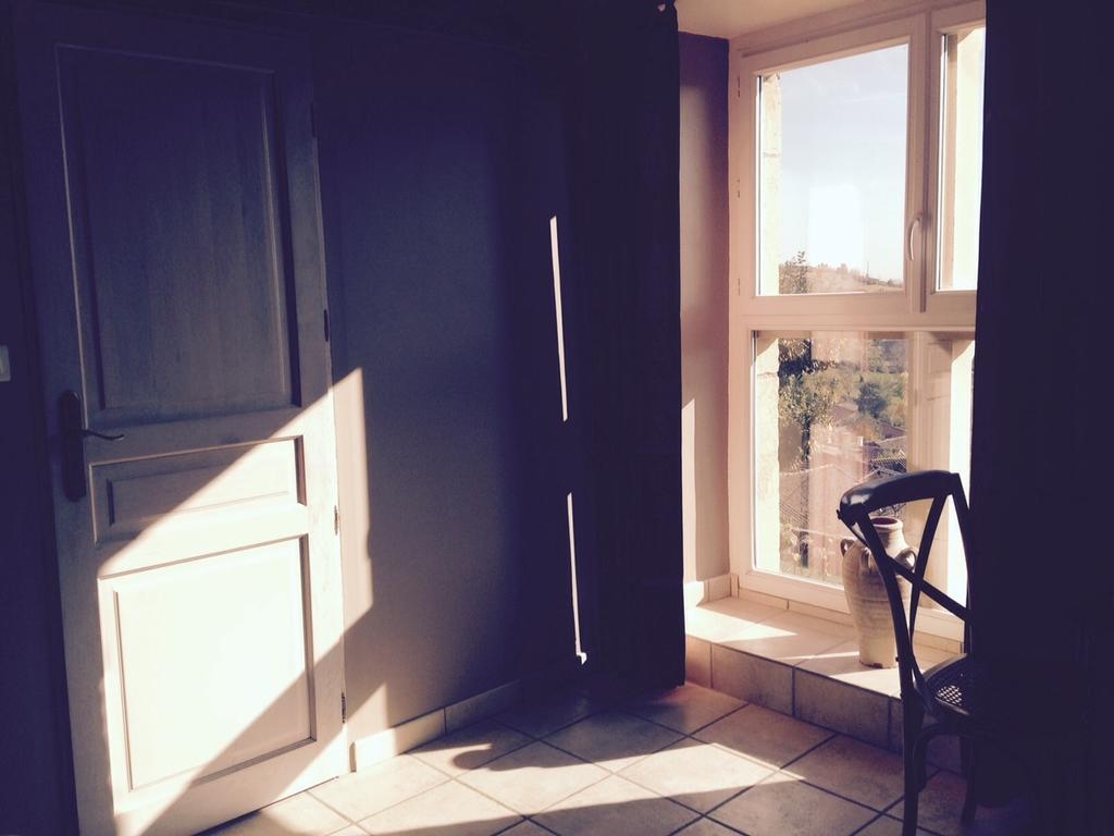 Leynes Le Vieux Chateau Bed & Breakfast 部屋 写真